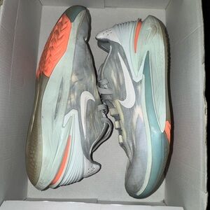 Nike Air Zoom G.T Cut 2 Size 6/7.5W